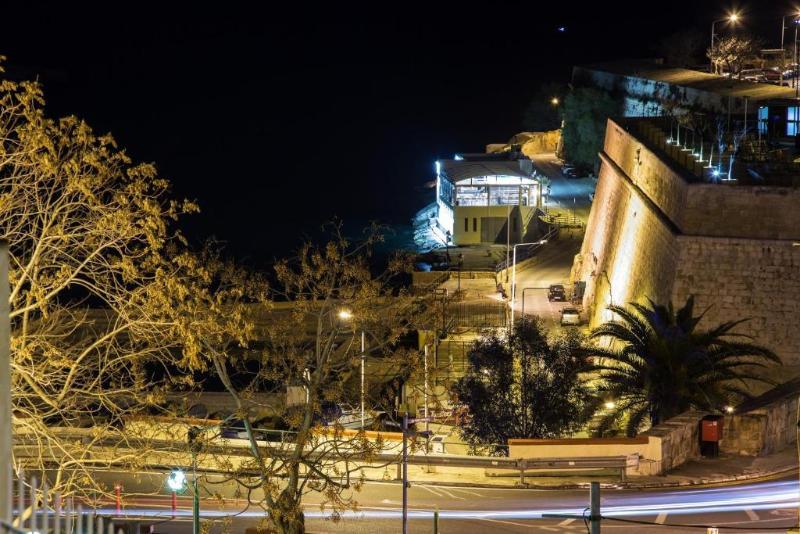 The New Tower Palace Hotel Sliema Exterior photo